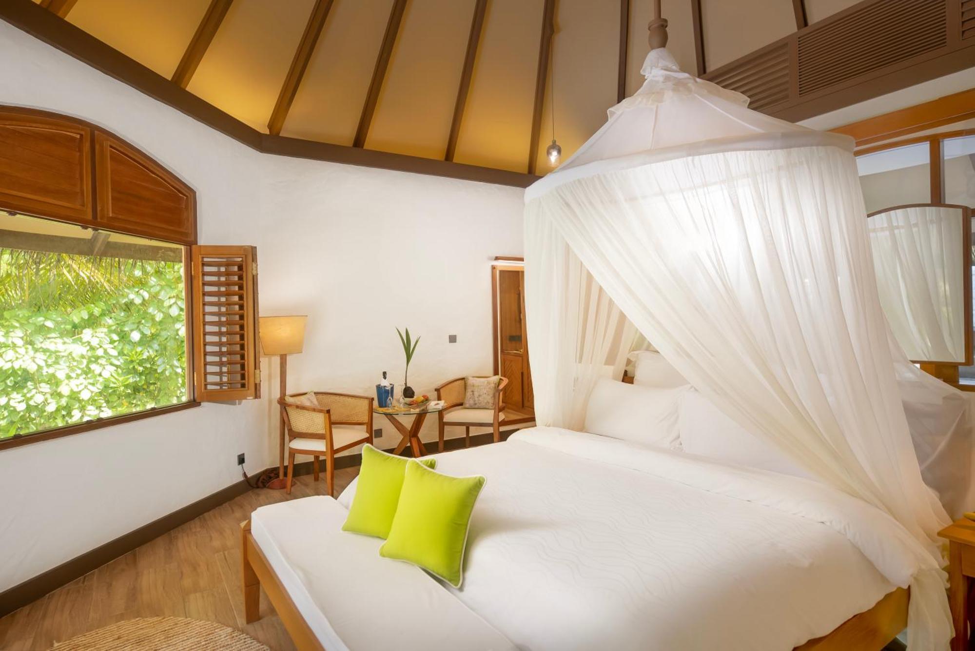Coco Palm Dhuni Kolhu - 20 Percent Off Roundtrip Seaplane For Stays From 1 May To 30 September 2025 Тхулхаадхоо Екстер'єр фото