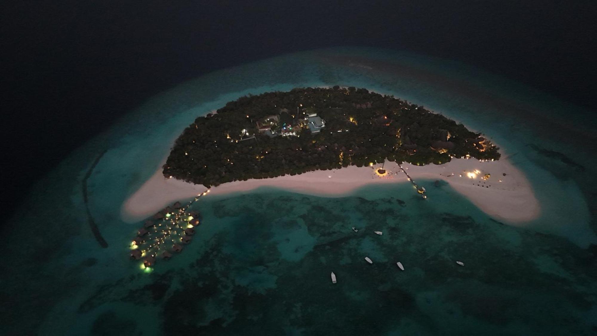 Coco Palm Dhuni Kolhu - 20 Percent Off Roundtrip Seaplane For Stays From 1 May To 30 September 2025 Тхулхаадхоо Екстер'єр фото